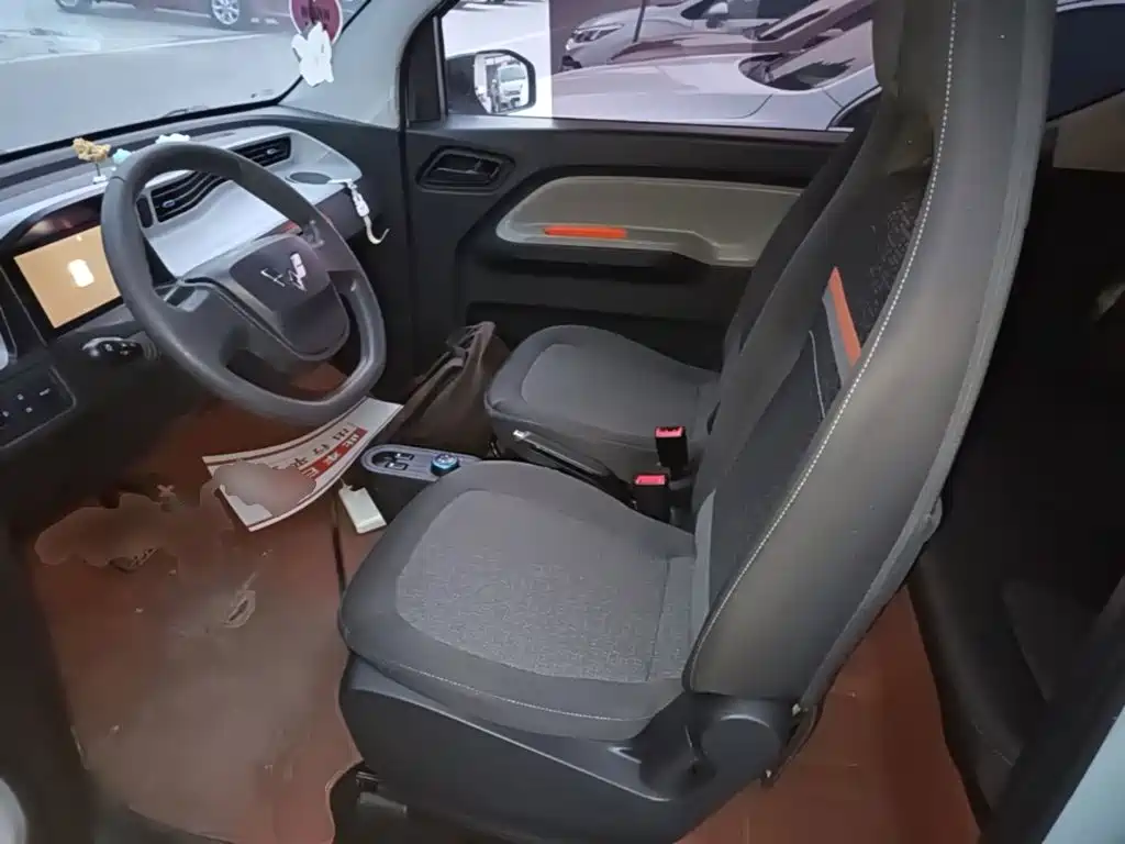 Wuling MINIEV — миниатюра 15