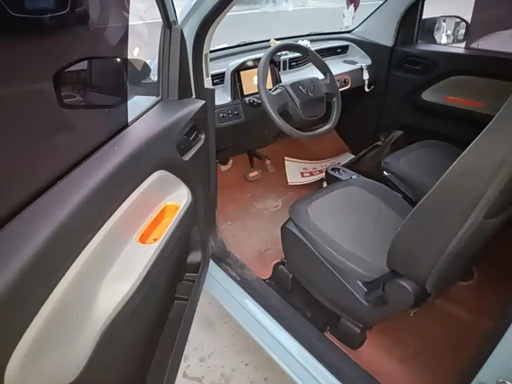 Wuling MINIEV — миниатюра 16