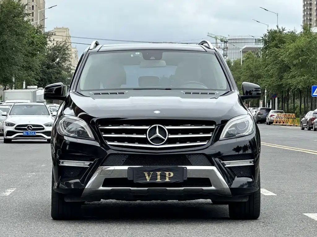 Mercedes-Benz M-Class — миниатюра 2