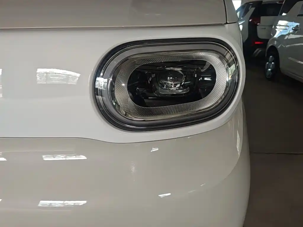 Wuling MINIEV — миниатюра 24