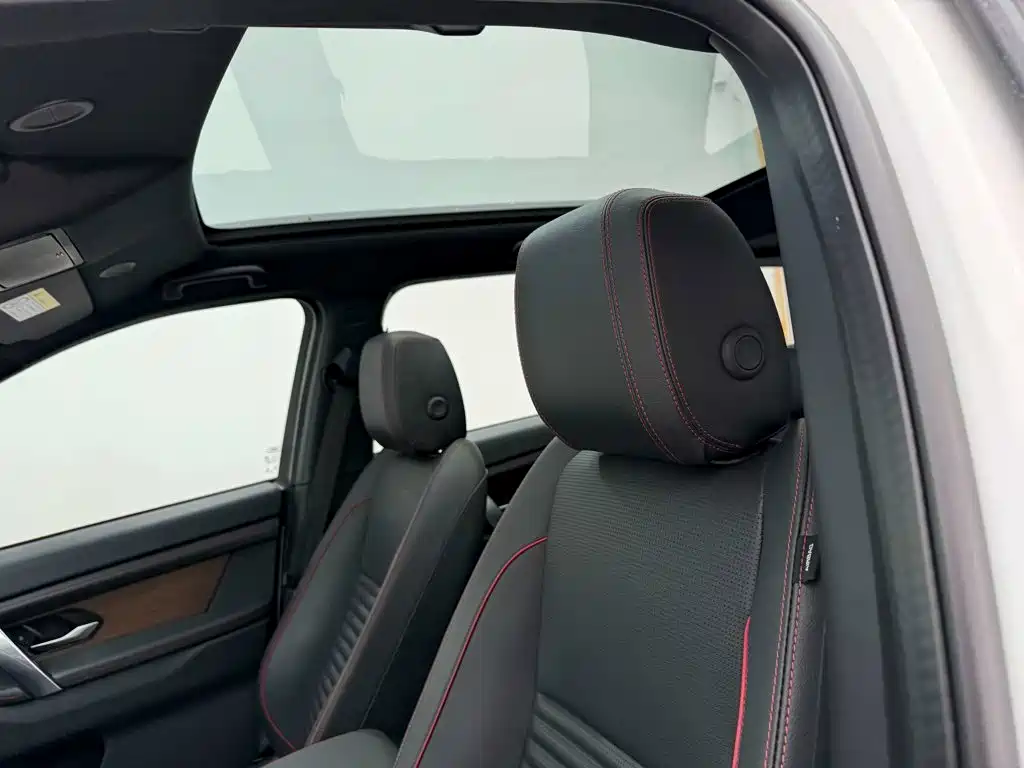 Land Rover Discovery Sport — миниатюра 17