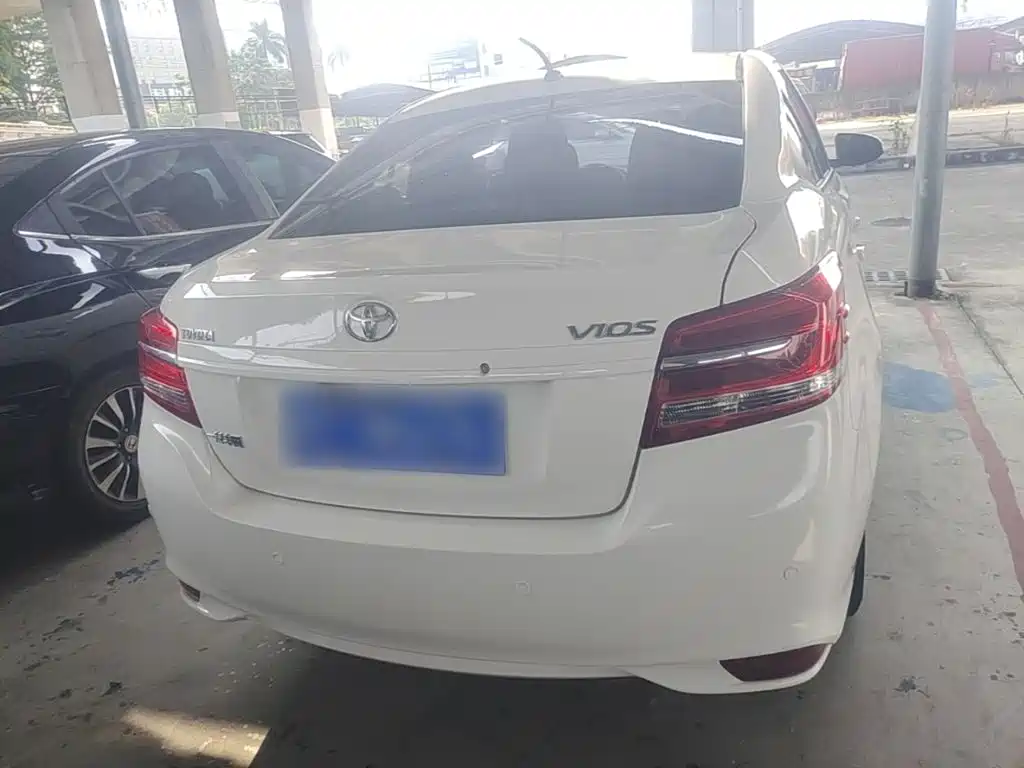 Toyota Vios — миниатюра 4