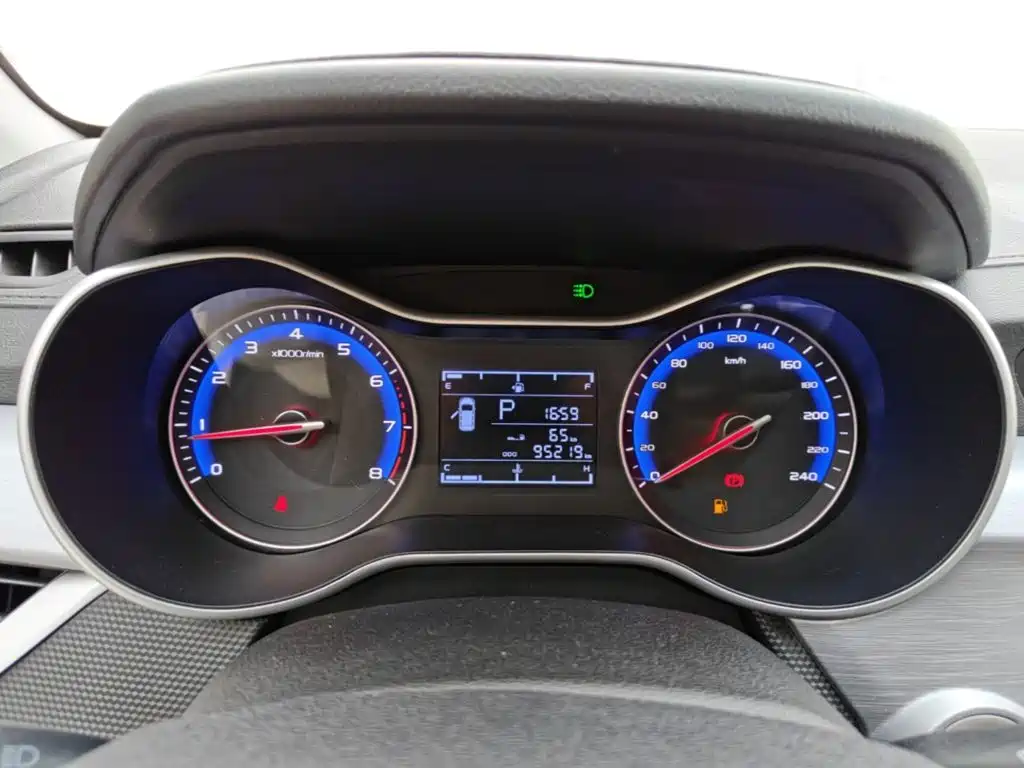 Geely Vision — миниатюра 12