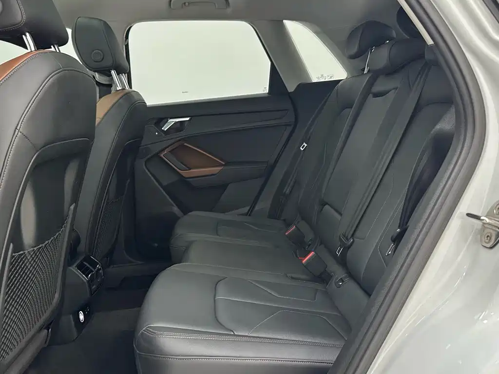 Audi Q3 — миниатюра 8