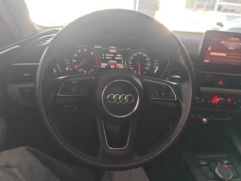 Audi A4L — миниатюра 11