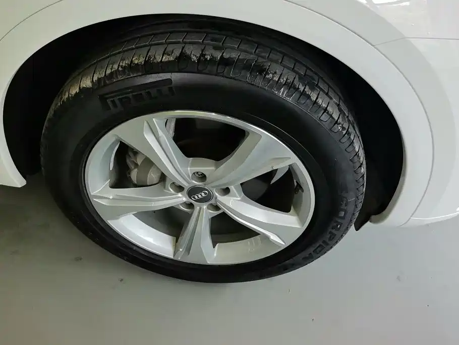 Audi Q5L — миниатюра 6