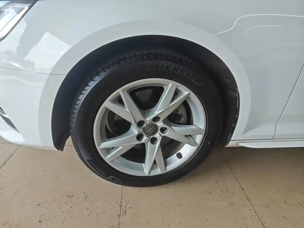 Audi A4L — миниатюра 23