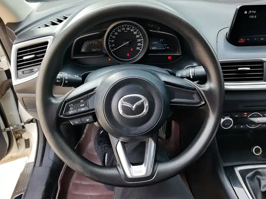 Mazda 3 Axela — миниатюра 15