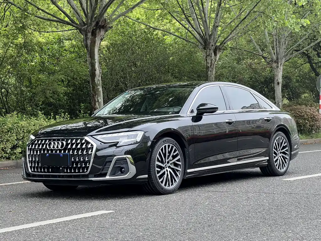 Audi A8 2023