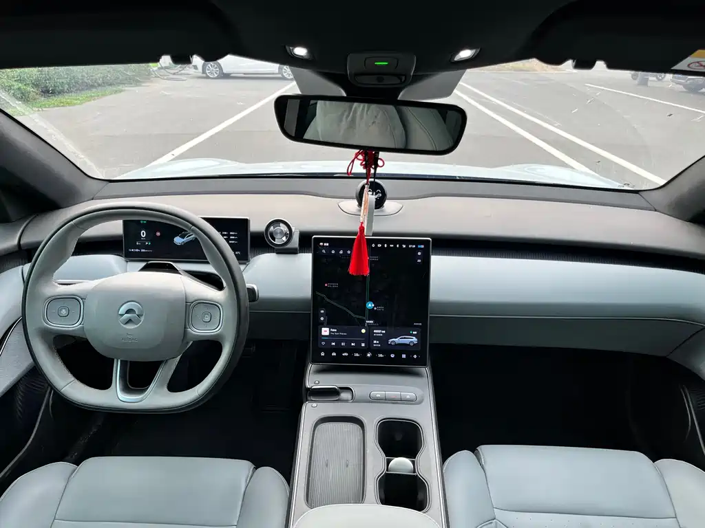 NIO ET5T — миниатюра 20