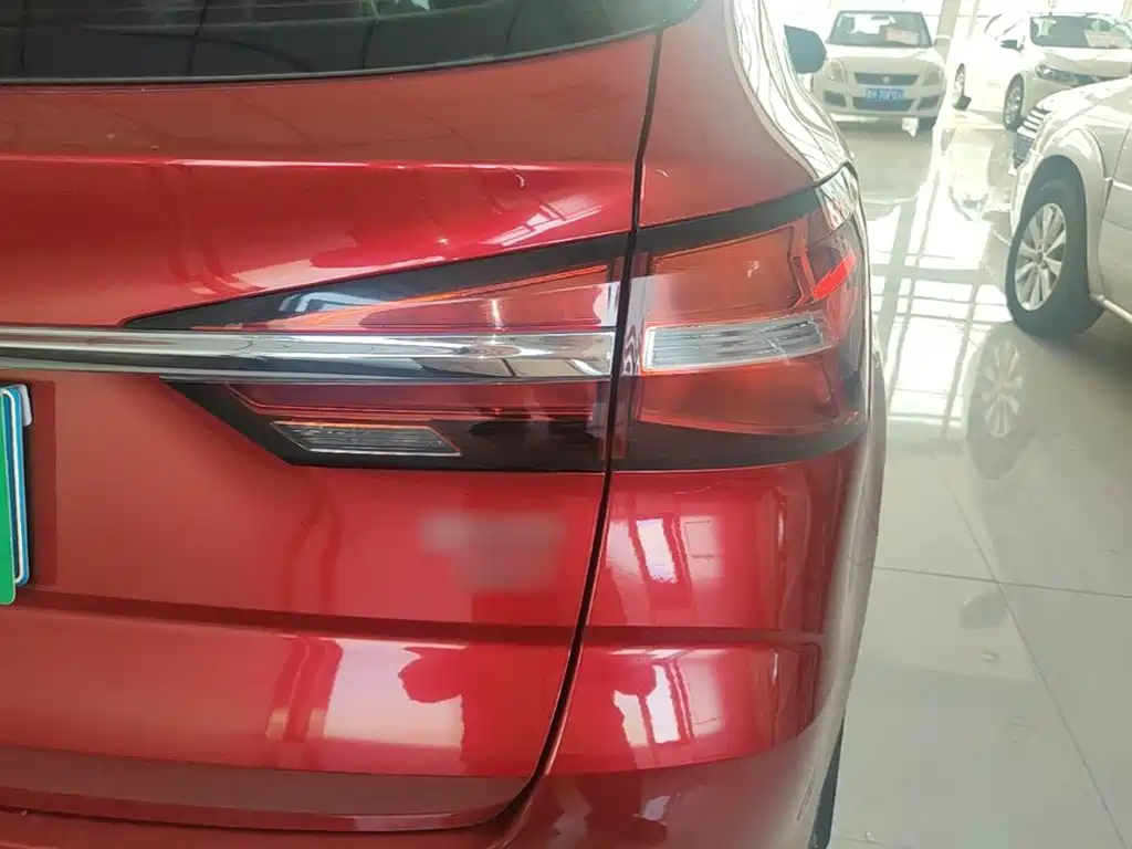 Roewe RX3 — миниатюра 8