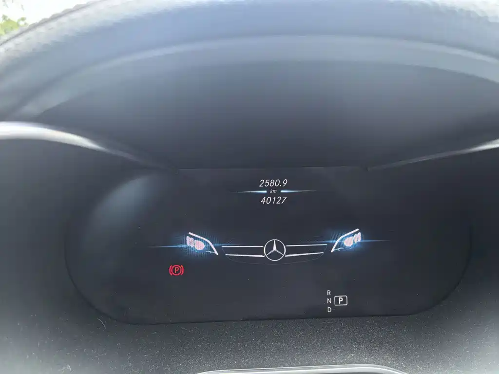 Mercedes-Benz C-Class — миниатюра 8