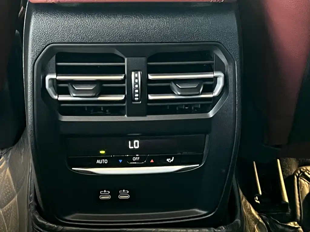 BMW 3 Series — миниатюра 8