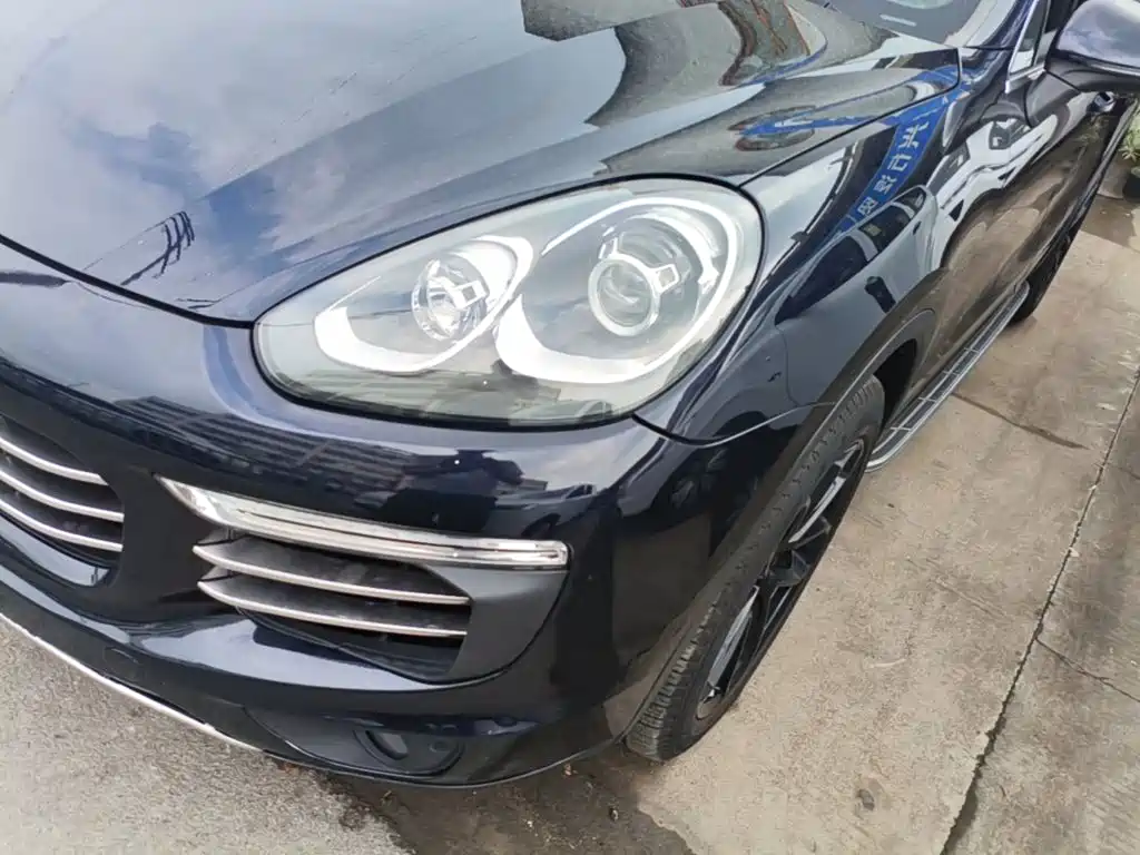 Porsche Cayenne — миниатюра 24