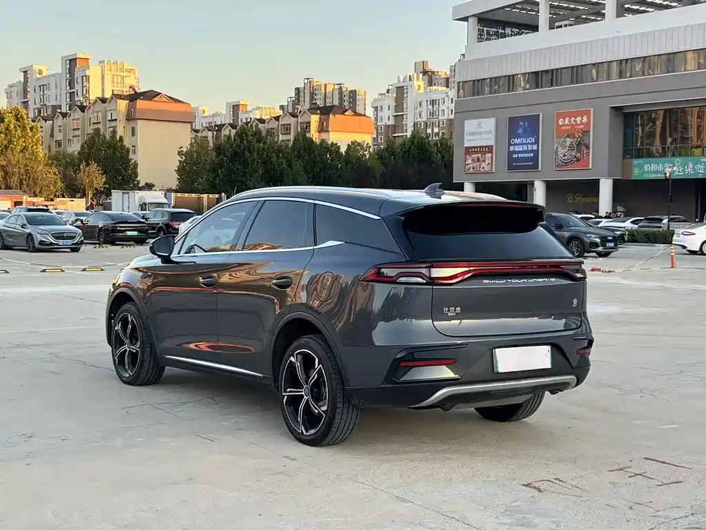 BYD Tang New Energy — миниатюра 6