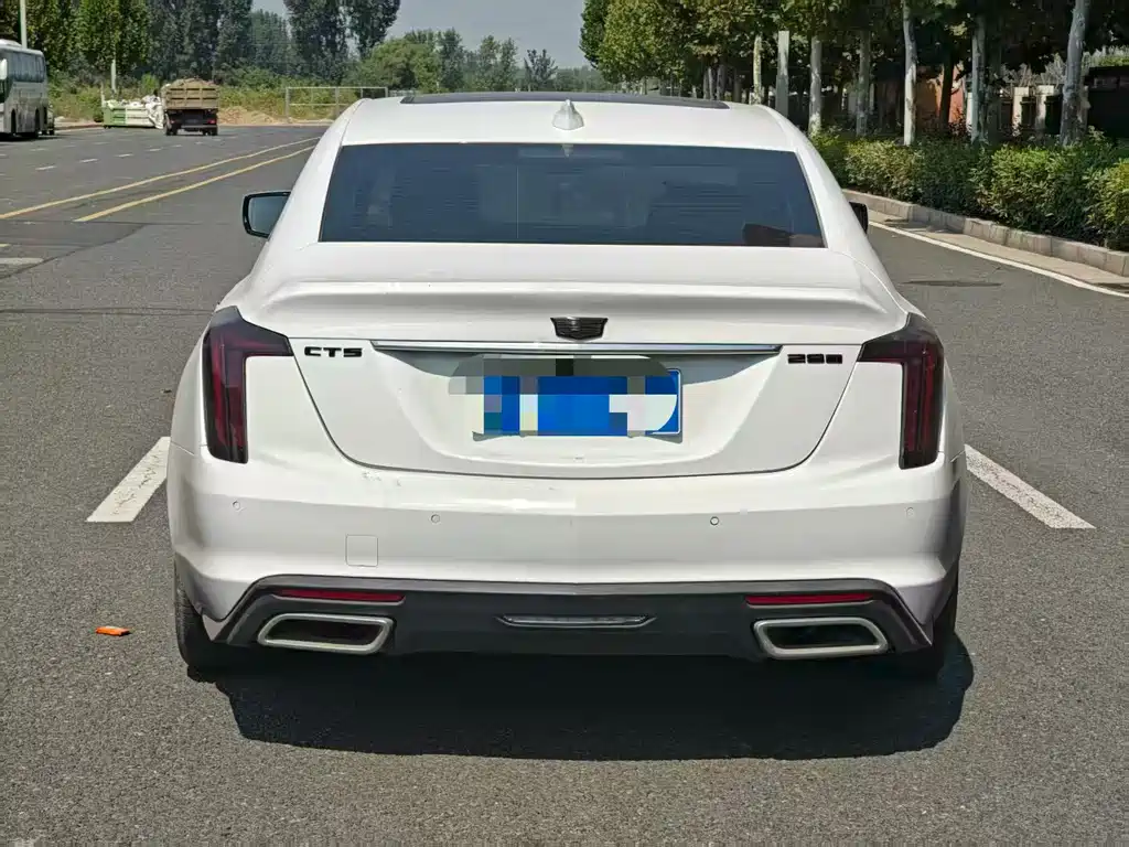 Cadillac CT5 — миниатюра 8