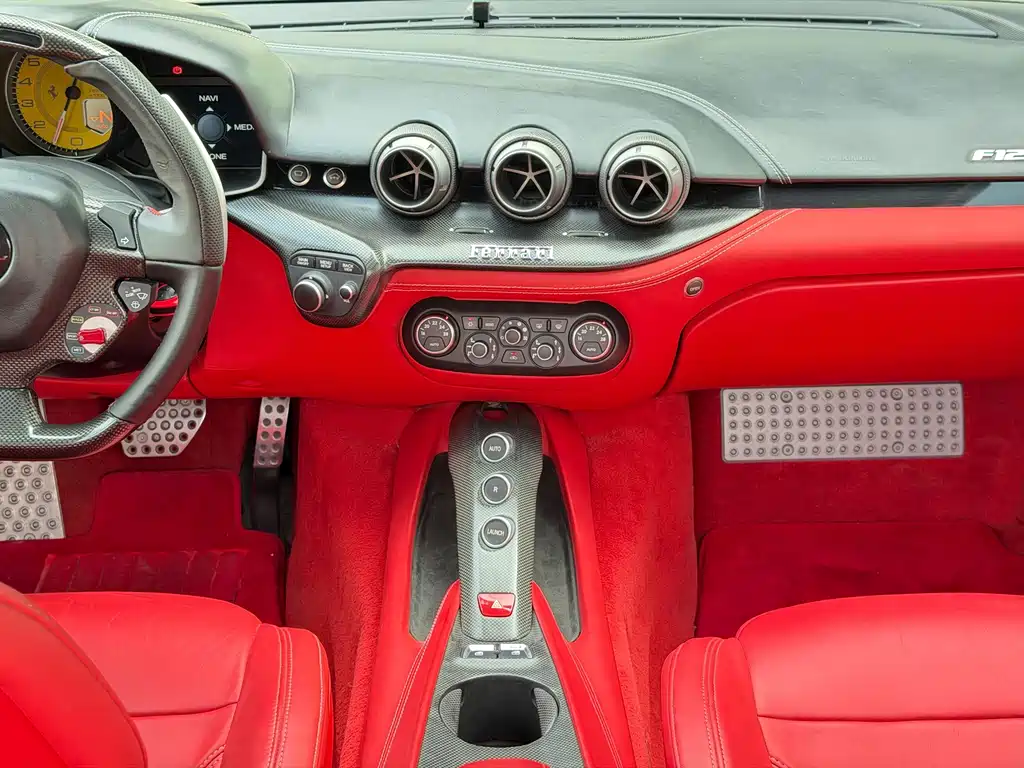 Ferrari F12berlinetta — миниатюра 23
