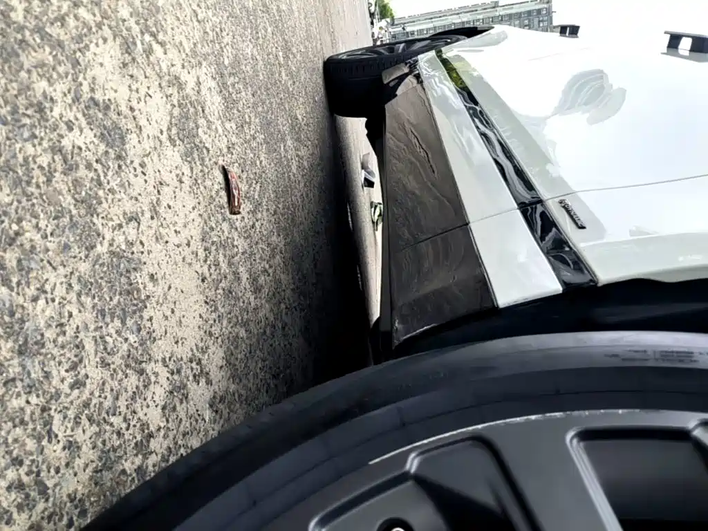 Land Rover Velar — миниатюра 21