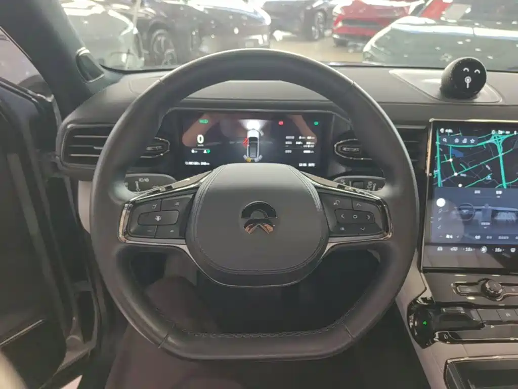 NIO ES8 — миниатюра 11