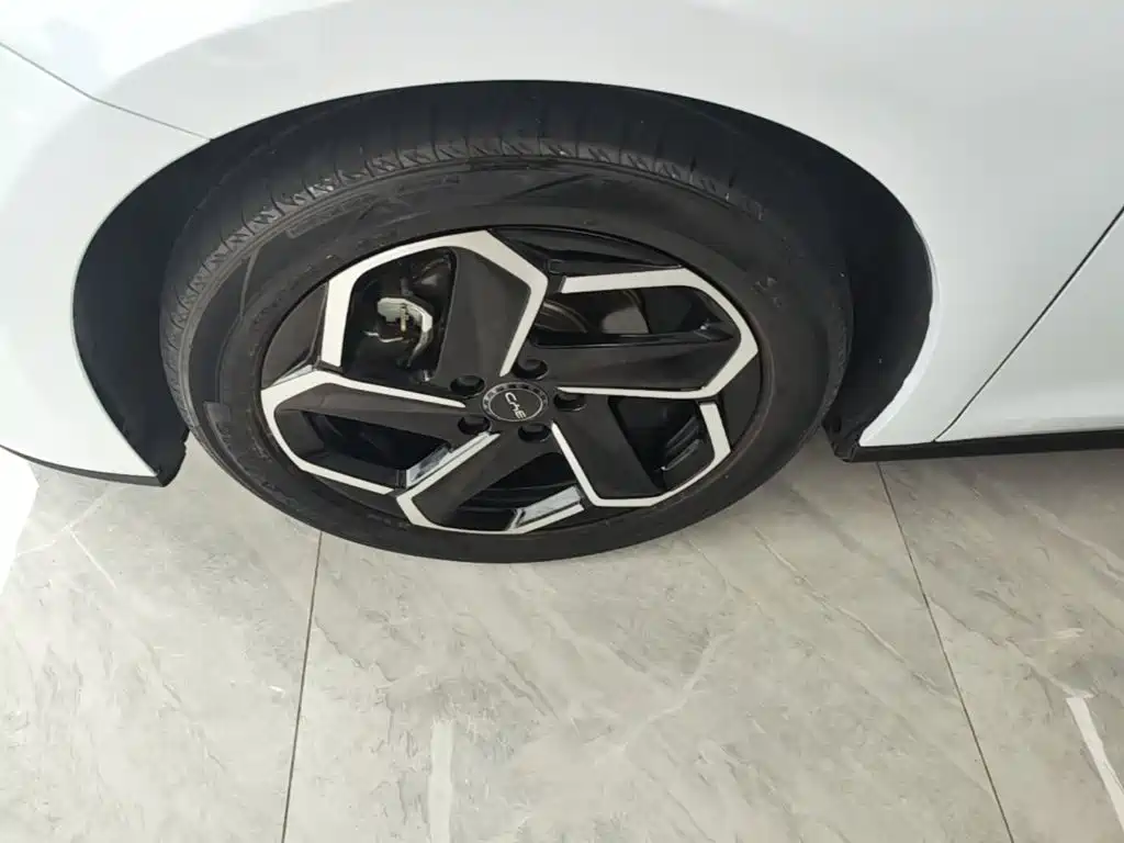 BYD Seal 06 — миниатюра 23