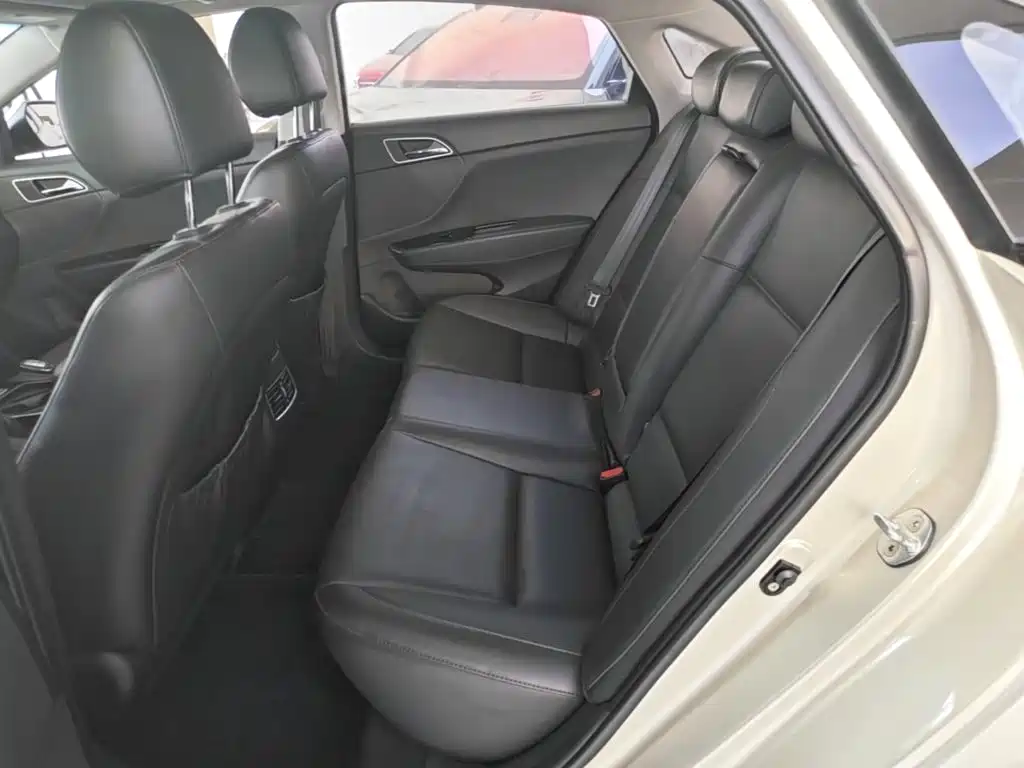Hyundai Mistra — миниатюра 17
