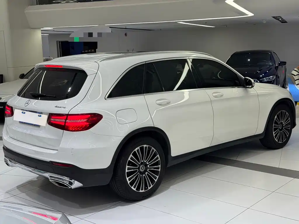 Mercedes-Benz GLC — миниатюра 10