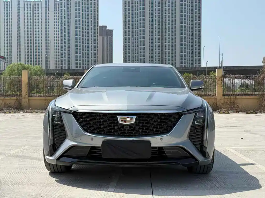 Cadillac CT5 — миниатюра 2