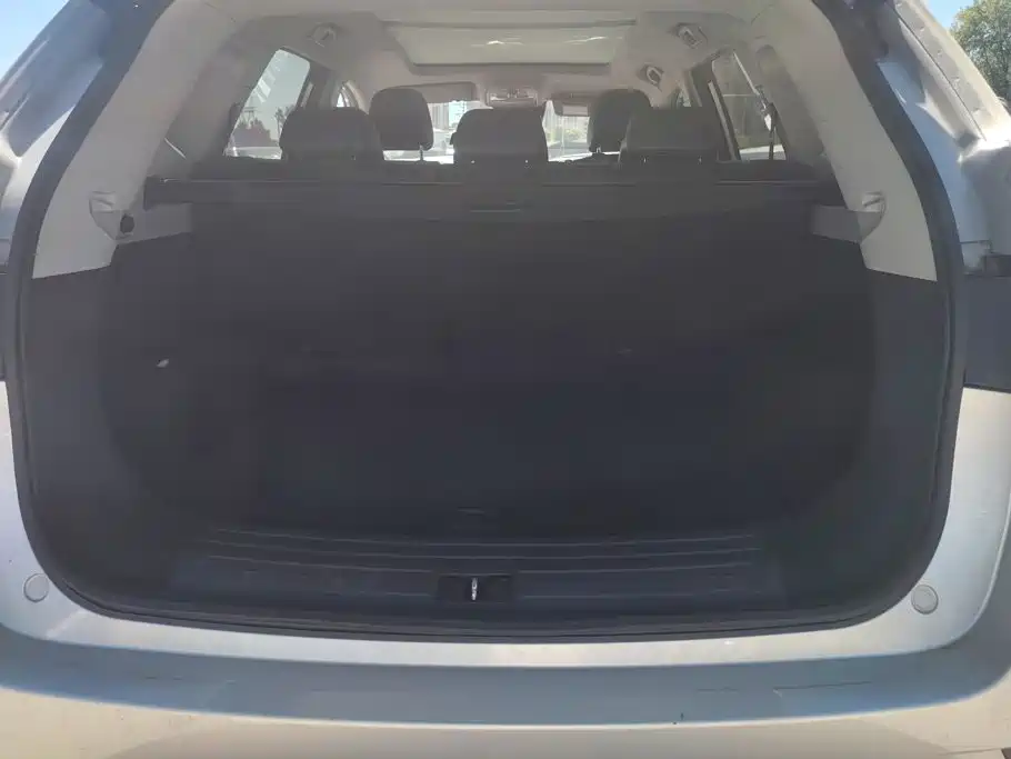 Roewe RX5 New Energy — миниатюра 4