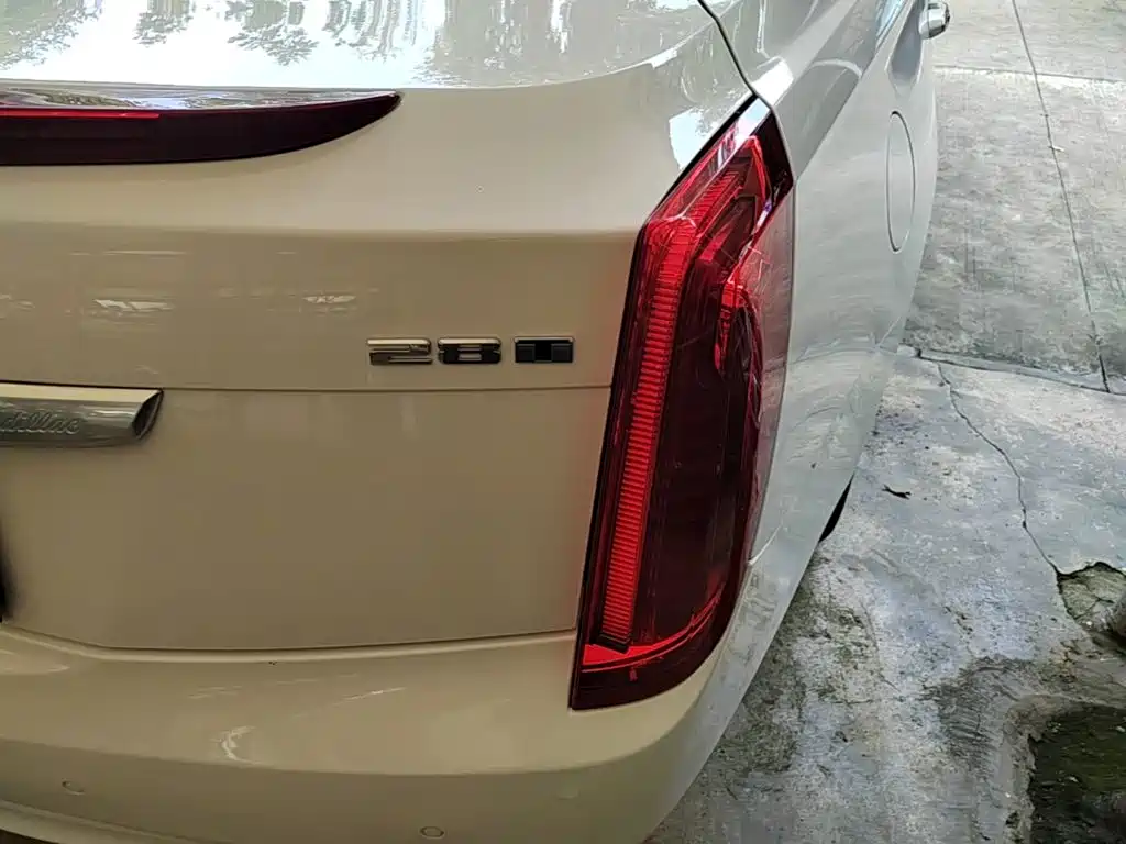 Cadillac XTS — миниатюра 8