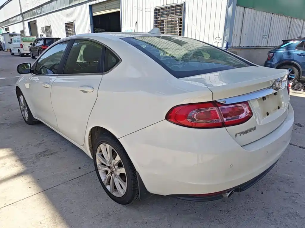 Fiat Viaggio — миниатюра 5