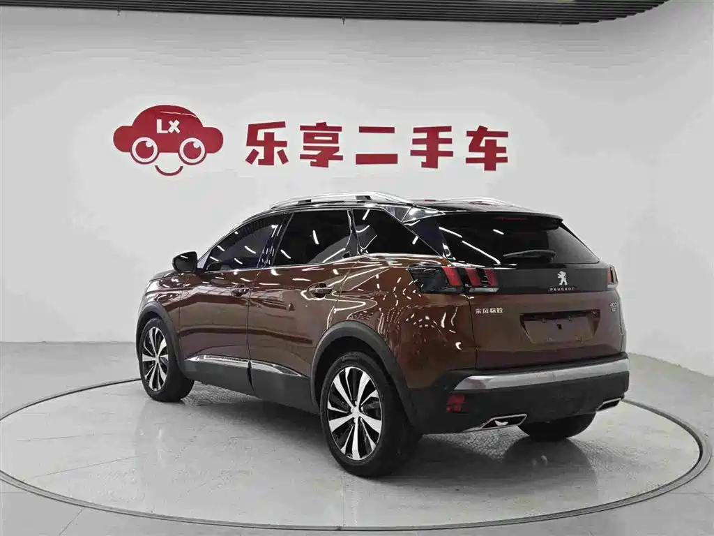 Peugeot 4008 — миниатюра 3