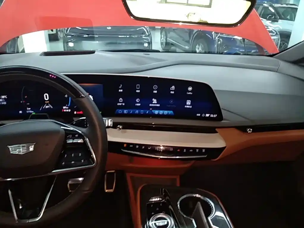 Cadillac IQ — миниатюра 13