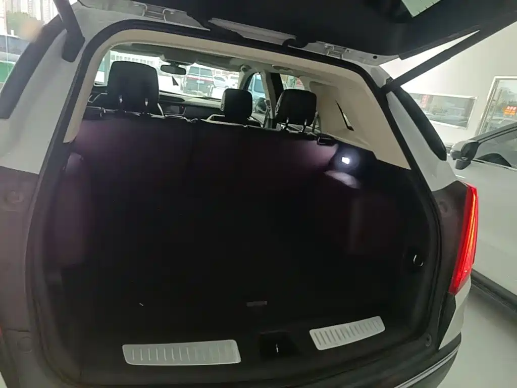 Cadillac XT5 — миниатюра 19