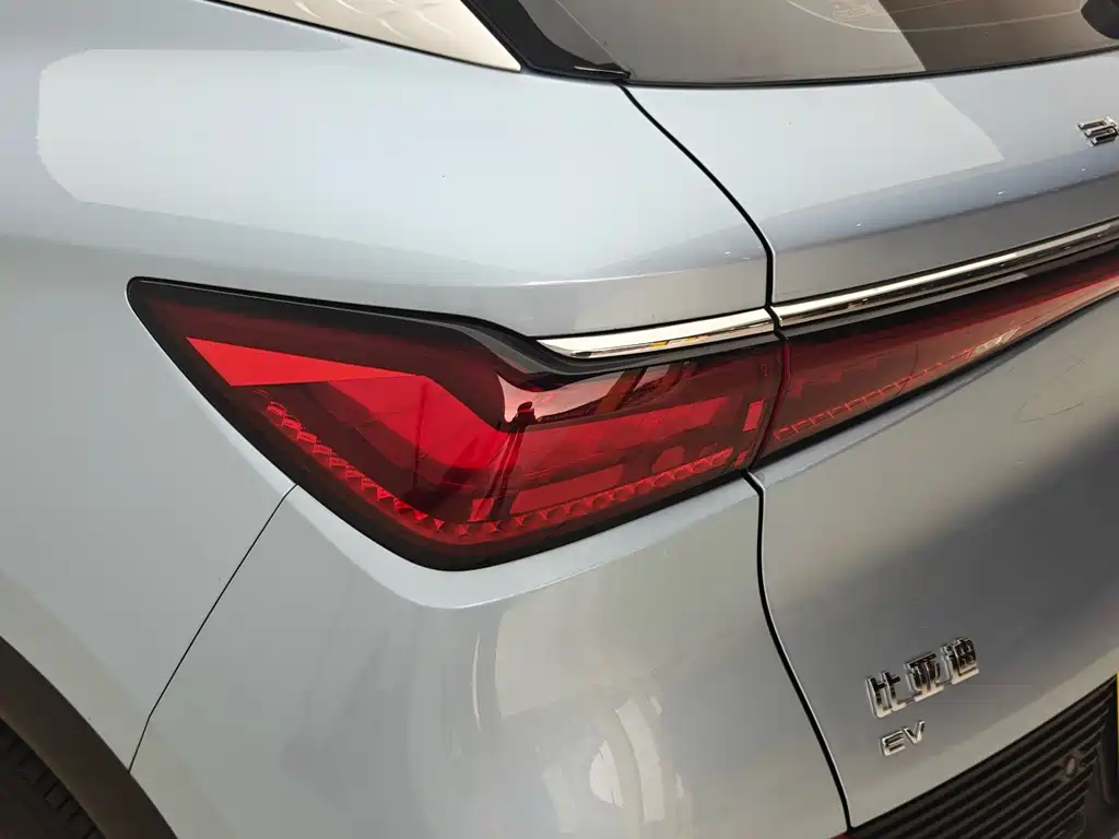 BYD Yuan Plus — миниатюра 19