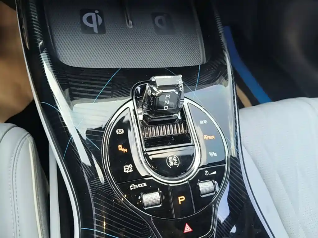 BYD Seal — миниатюра 14