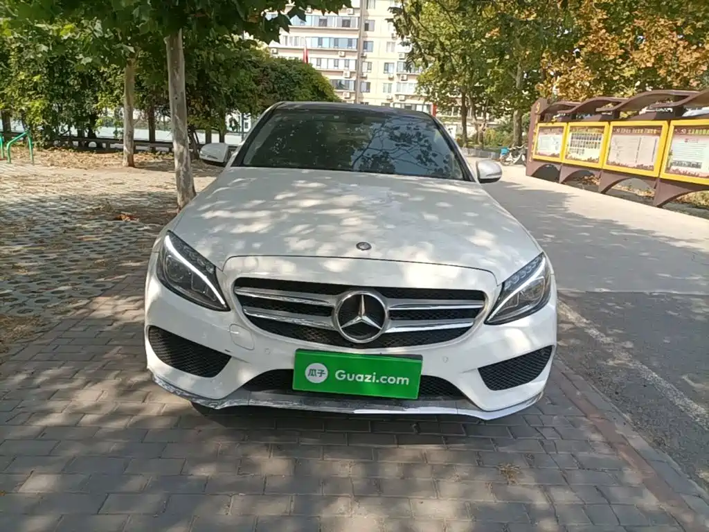 Mercedes-Benz C-Class — миниатюра 3