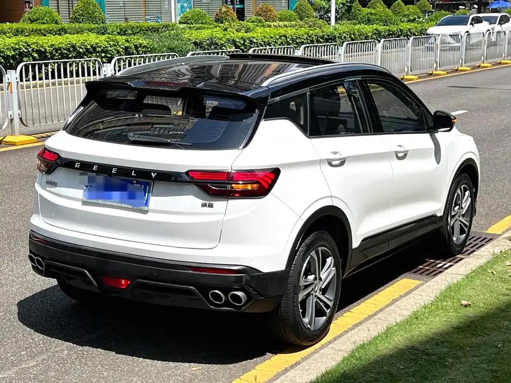 Geely Binyue — миниатюра 17