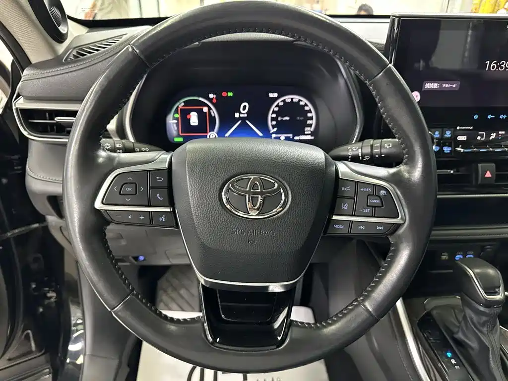 Toyota Highlander — миниатюра 15