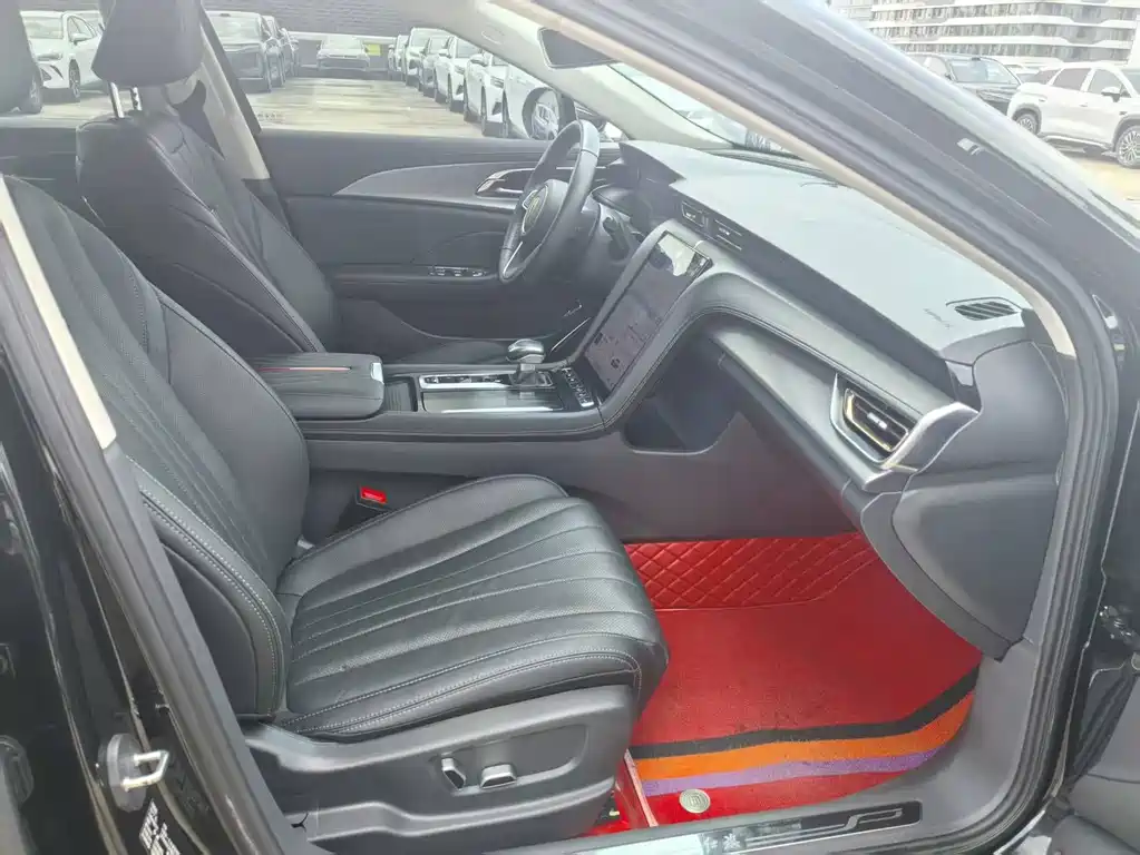 Hongqi Hongqi H5 — миниатюра 11