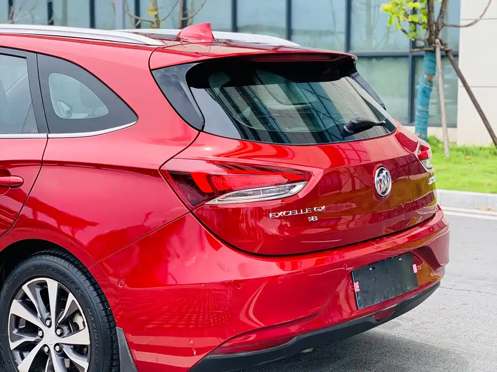 Buick Excelle — миниатюра 9