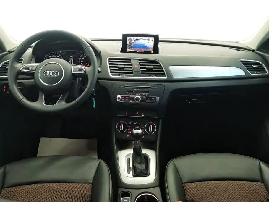 Audi Q3 — миниатюра 12