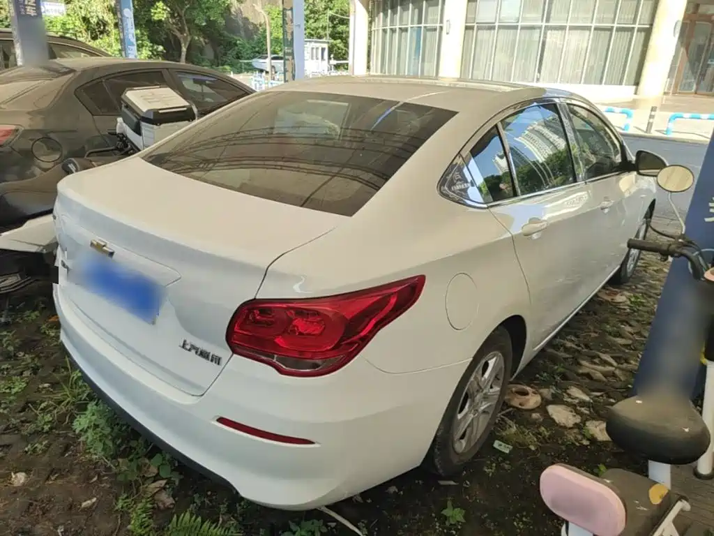 Chevrolet Cavalier — миниатюра 7
