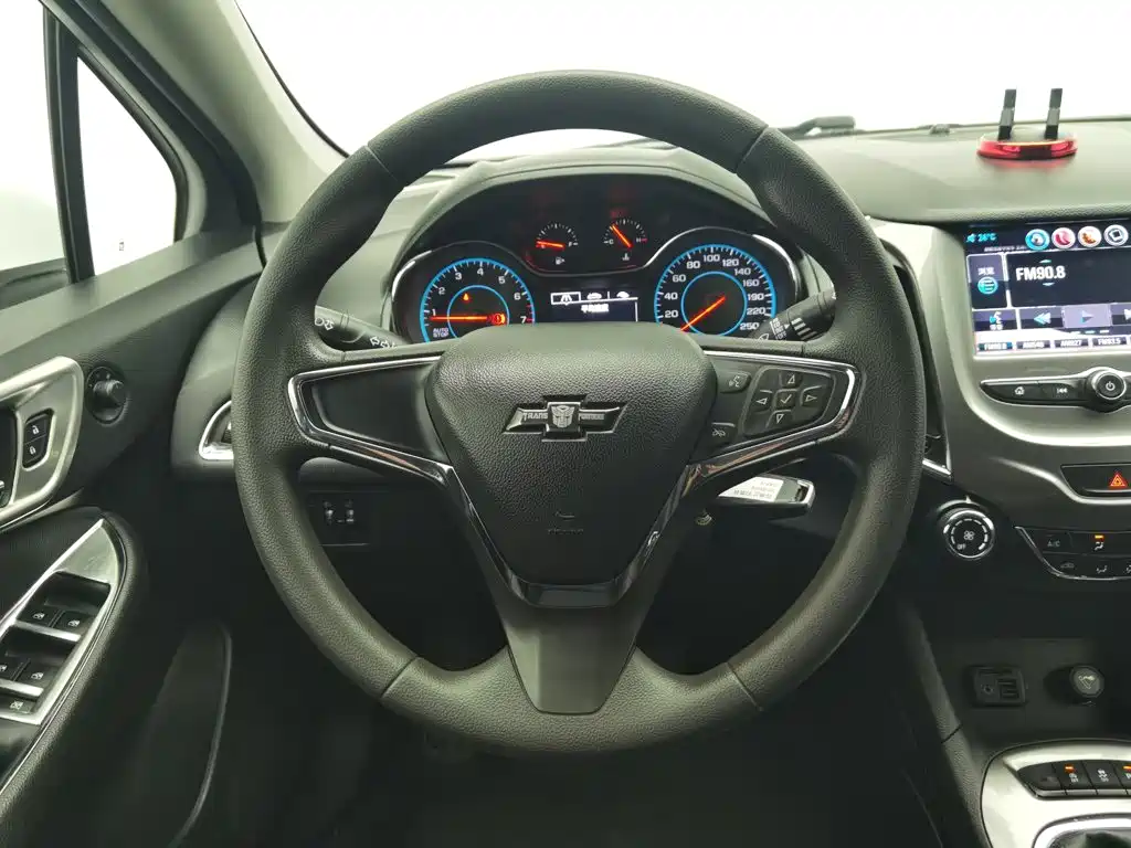 Chevrolet Cruze — миниатюра 11