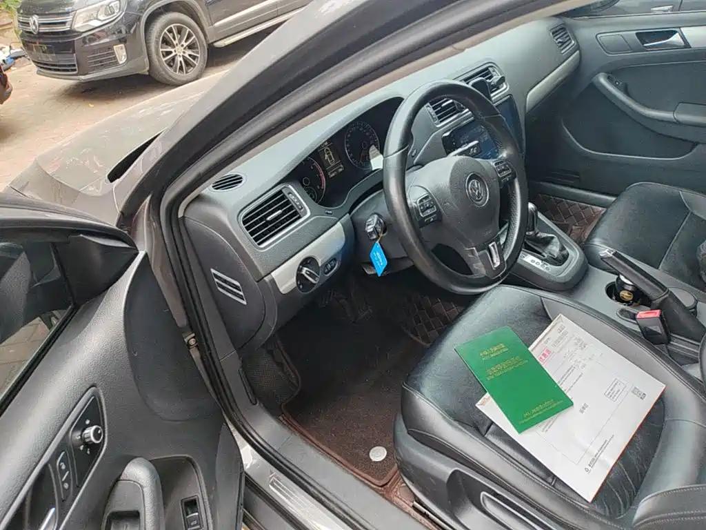 Volkswagen Sagitar — миниатюра 16