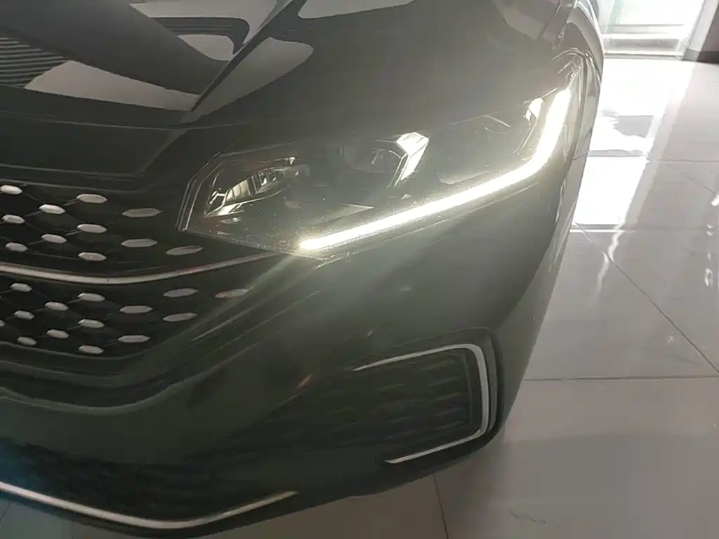 Volkswagen Passat — миниатюра 24