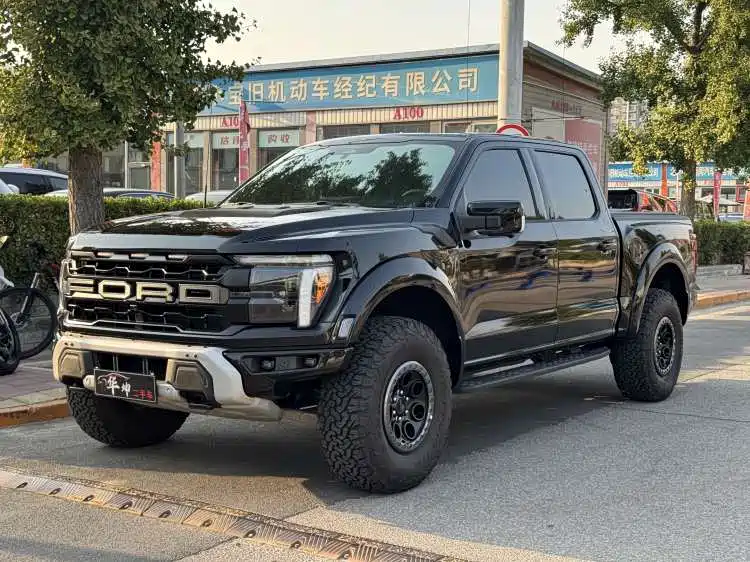 Ford F-150 Raptor