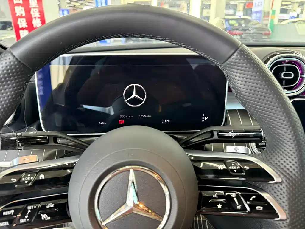 Mercedes-Benz C-Class — миниатюра 8