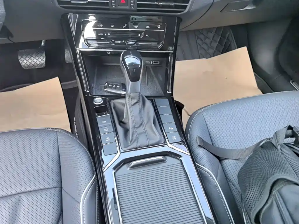 Volkswagen Passat — миниатюра 14