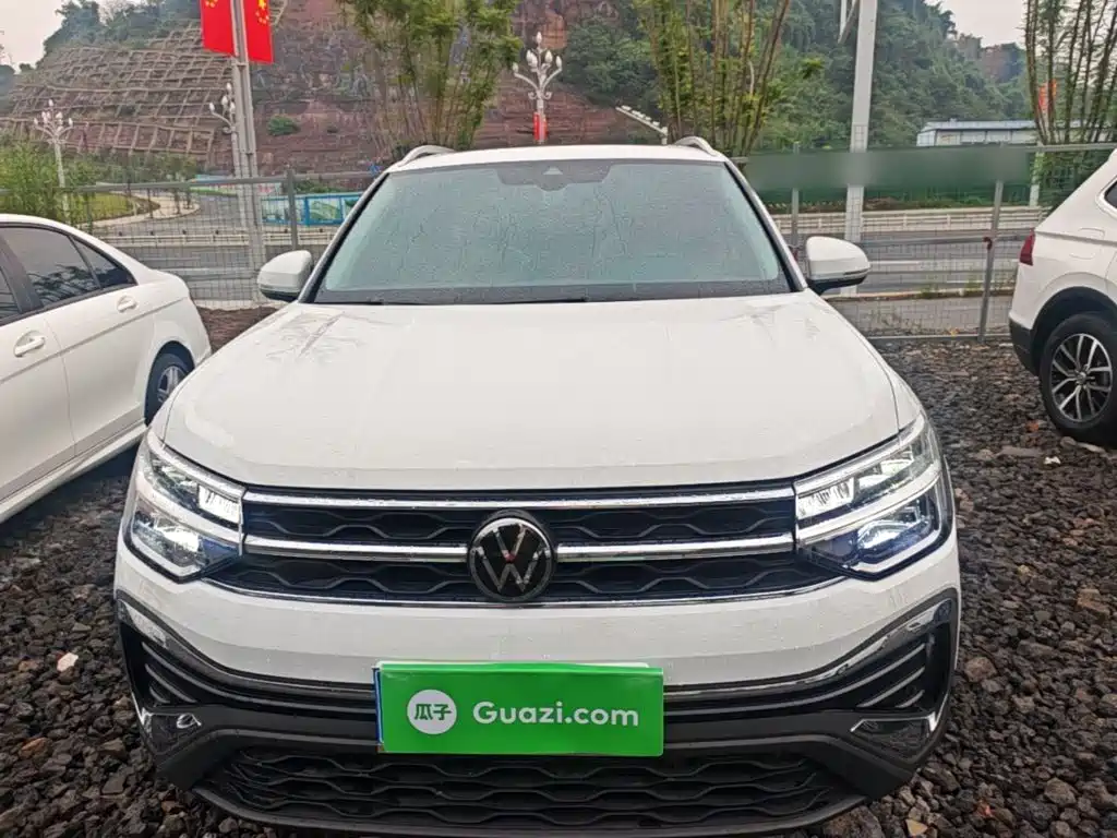 Volkswagen Tharu — миниатюра 3