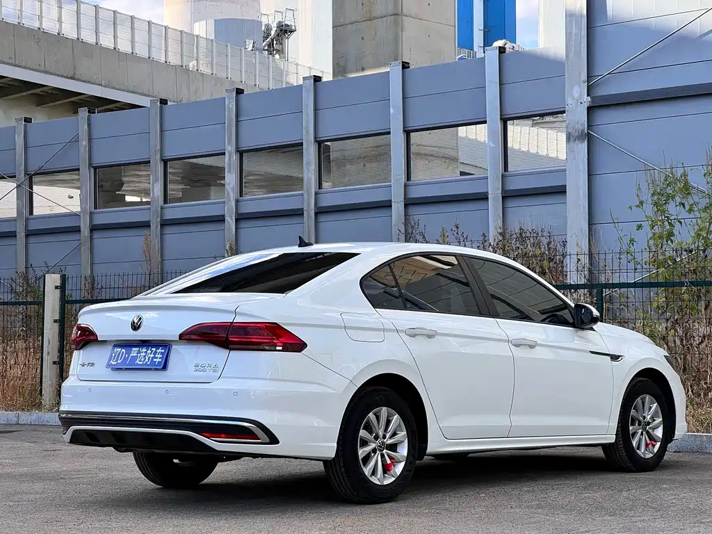 Volkswagen Bora — миниатюра 4